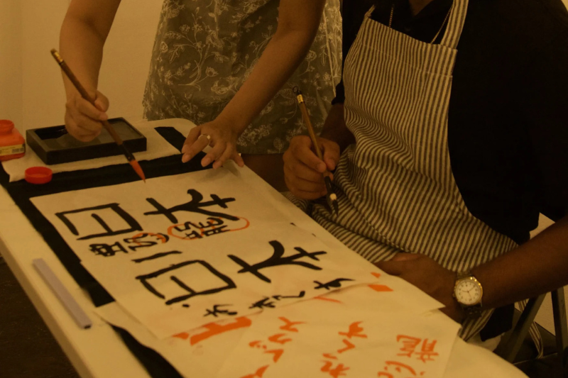 Brush calligraphy workshop at Japanca Tokyo studio